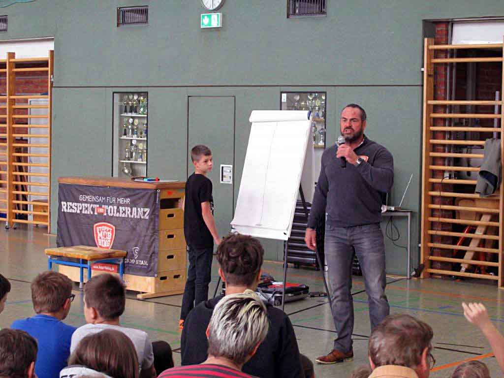 Carsten-Stahl-Nonneschule-Projekt-Mobbing