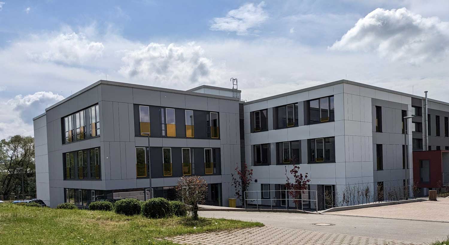 Neues_Schulegebaeude_Nonne_Schule